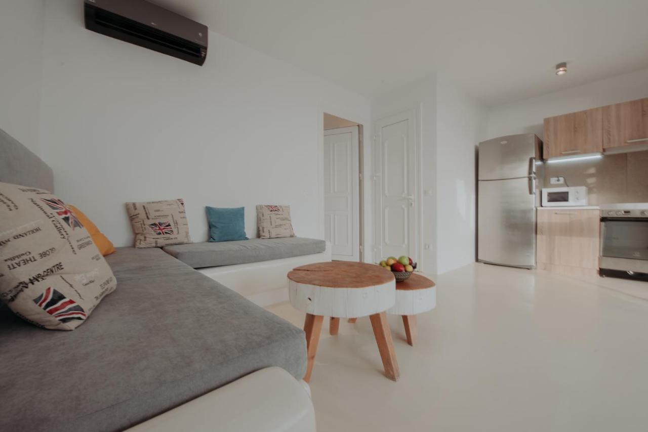 Adel Private Suites Mykonos Town Exterior foto
